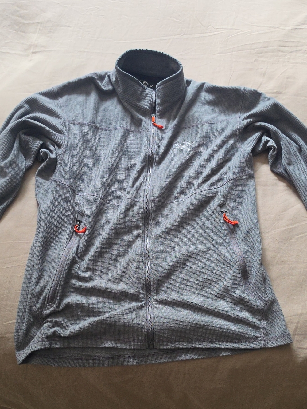 Arc'teryx Men's Gray Full-Zip Fleece Jacket